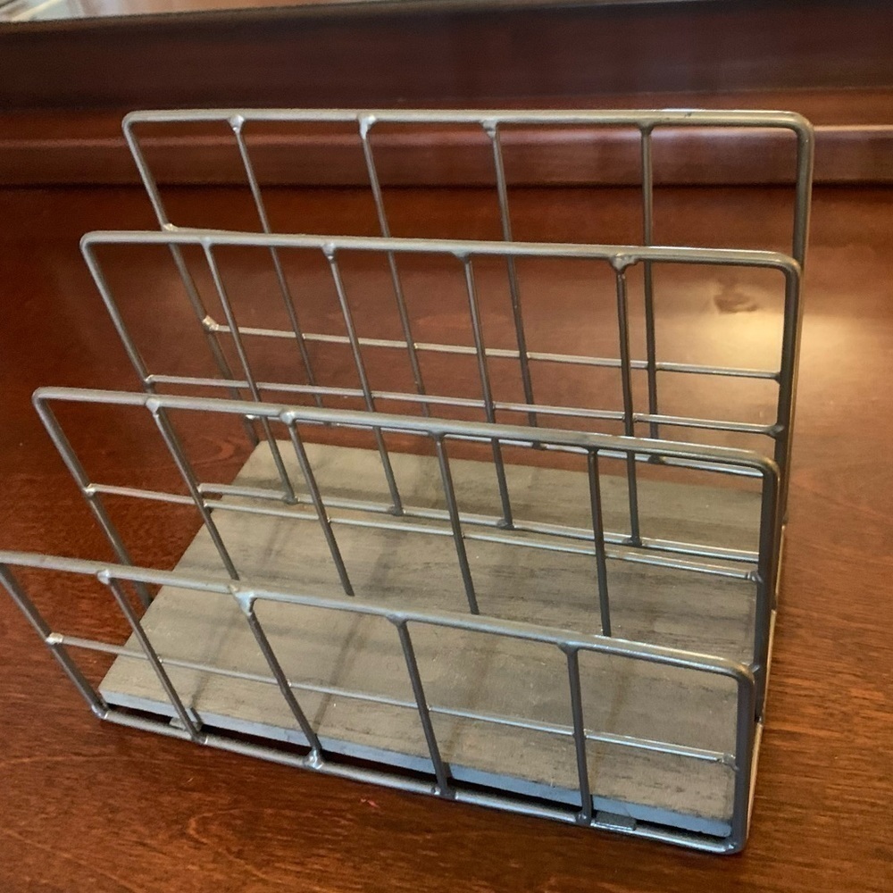 Four tier grey makeup palette holder